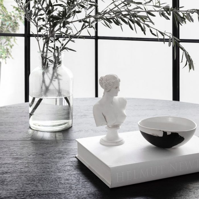 שולחן סלון יוקרתי מעץ מלא בהתאמה אישית