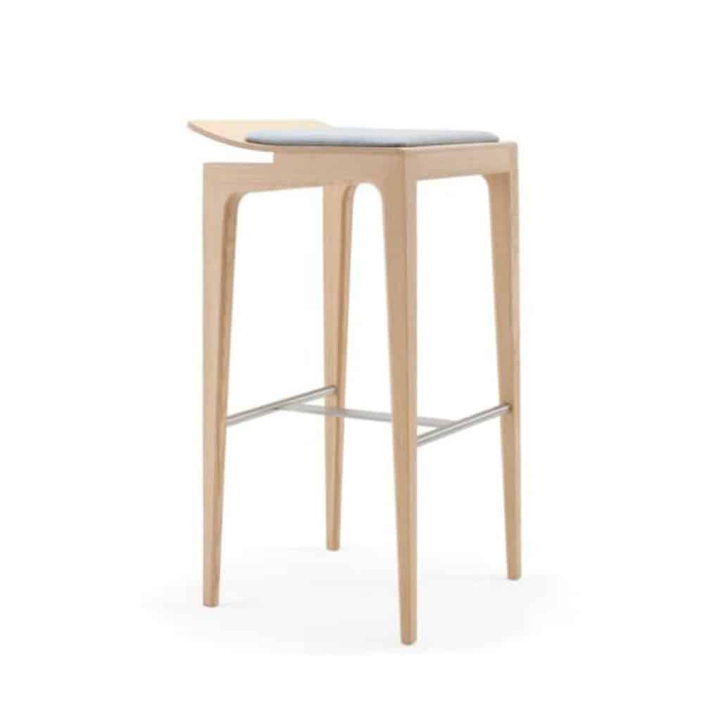Derby bar stool